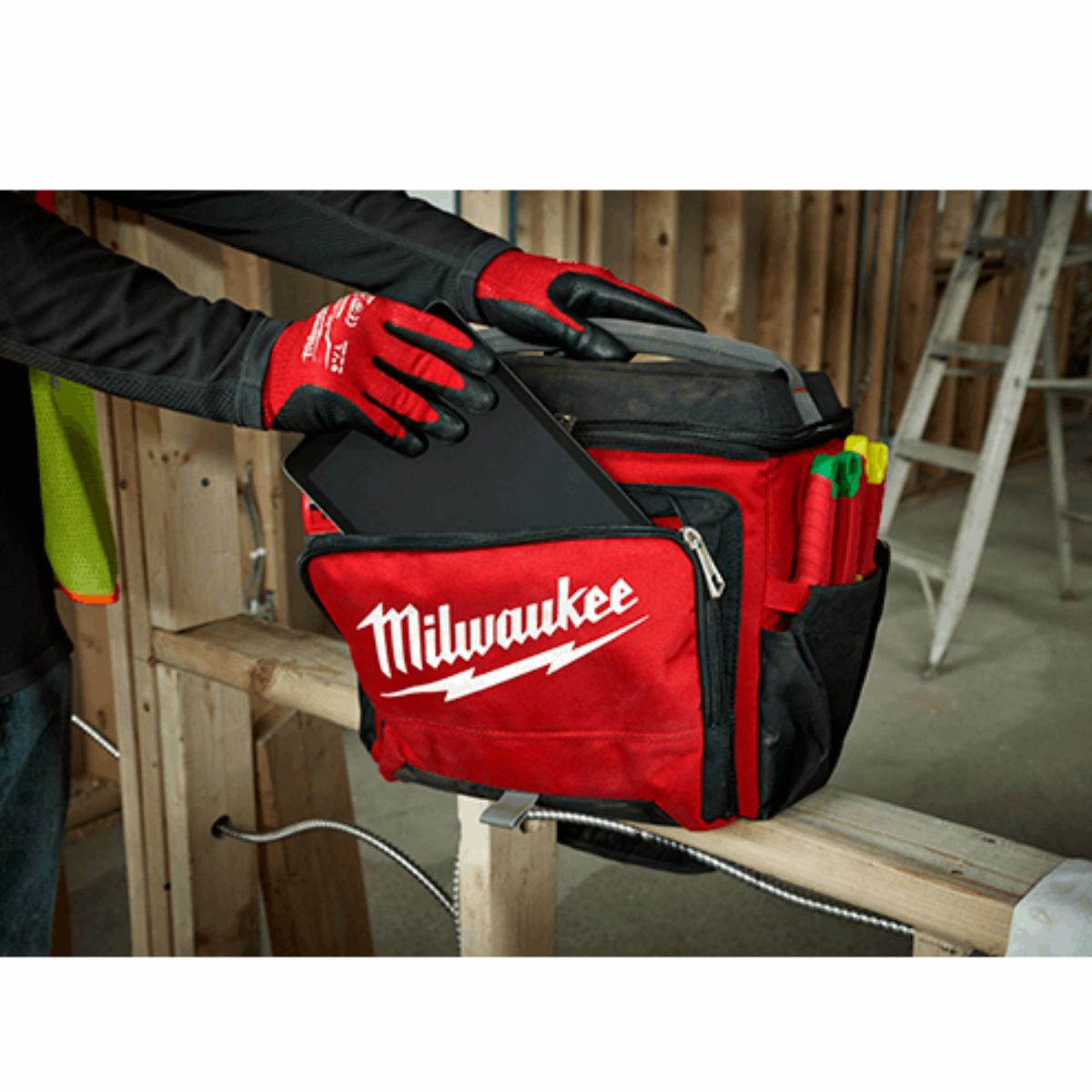 JOBSITE COOLER - A&R Supply - Air Conditioning & Refrigeration Wholesaler - MILWAUKEE