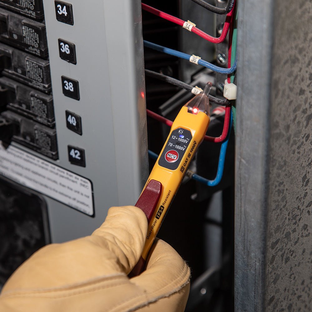 DUAL RANGE NON-CONTACT VOLTAGE TESTER 12 - 1000V AC - A&R Supply - Air Conditioning & Refrigeration Wholesaler - KLEIN TOOLS