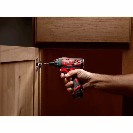 M12™ 1/4" HEX SCREWDRIVER KIT - A&R Supply - Air Conditioning & Refrigeration Wholesaler - MILWAUKEE