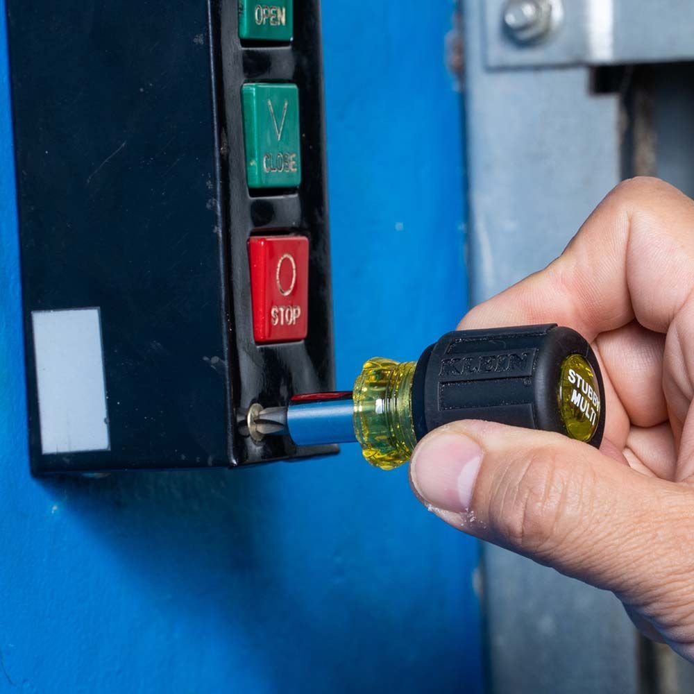 6-IN-1 STUBBY MULTI-BIT SCREWDRIVER/NUT DRIVER - A&R Supply - Air Conditioning & Refrigeration Wholesaler - KLEIN TOOLS